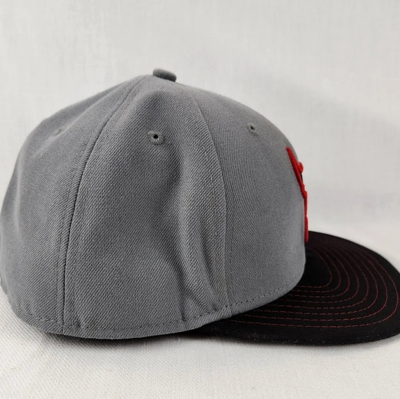 New Era Chicago Bulls Hardwood Classic Fitted Hat.  7 1/2 - Picture 4 of 7
